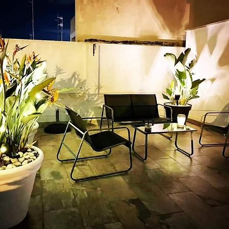 Il Civico 2 Bed & Breakfast Bari Exterior photo