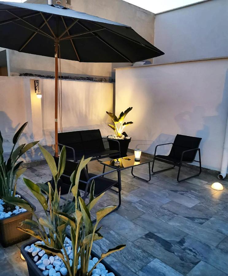 Il Civico 2 Bed & Breakfast Bari Exterior photo