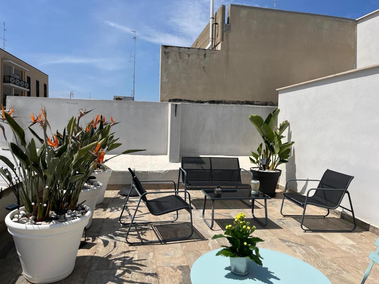 Il Civico 2 Bed & Breakfast Bari Exterior photo